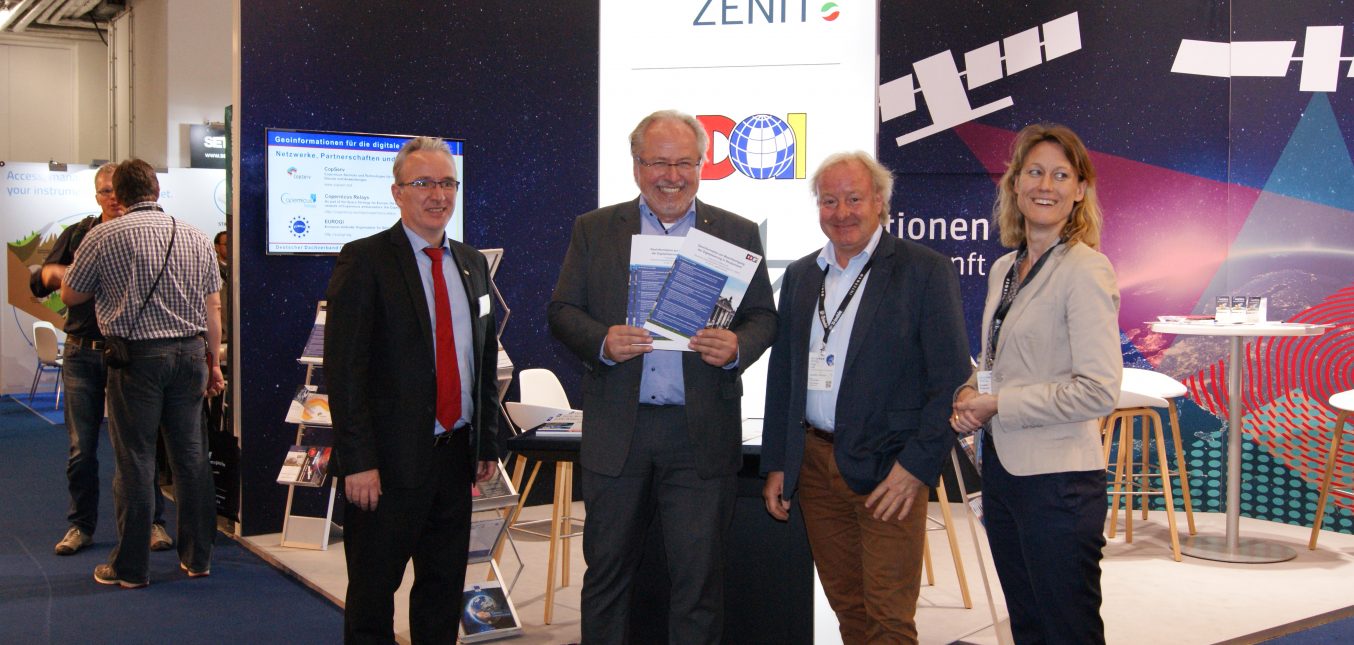 Gemeinschaftsstand auf der INTERGEO 2018 - ZENIT GmbH, DDGI e. V. und DLR e. V.